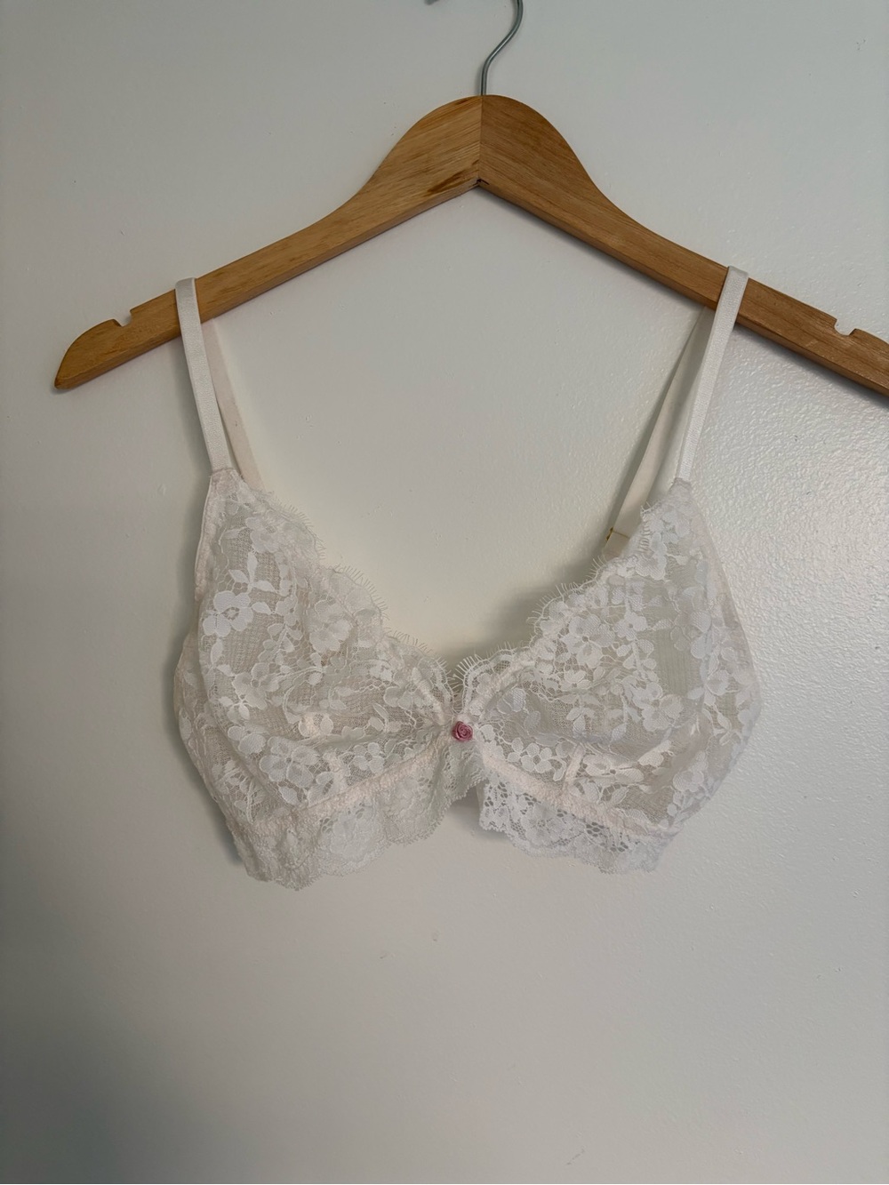 Victorias Secret White Lace Bralette